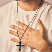 Collier croix Noir