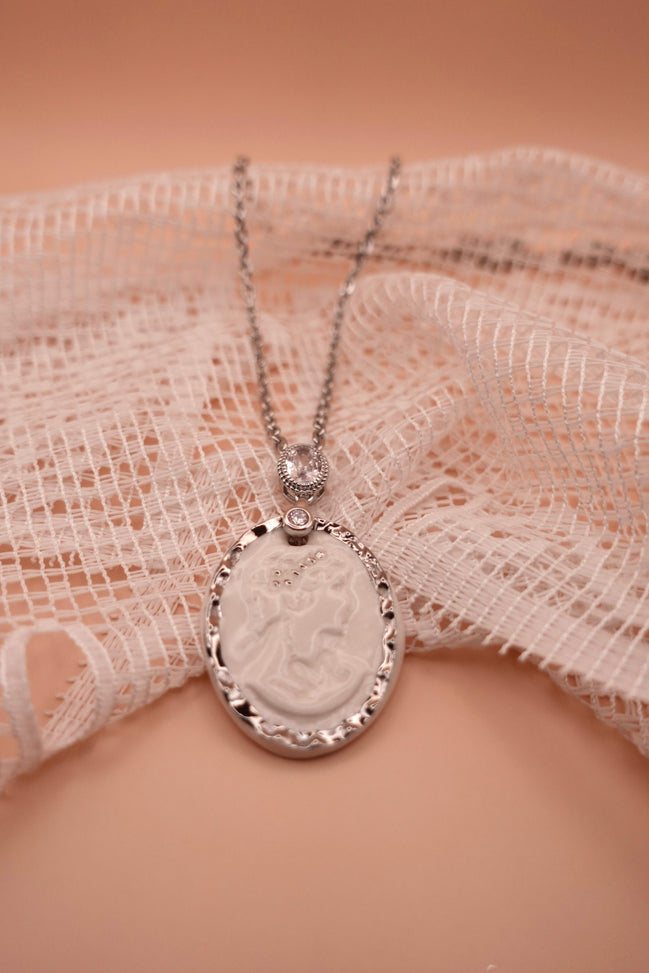 Sautoir camée Angèle