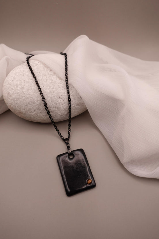 Collier Atlas