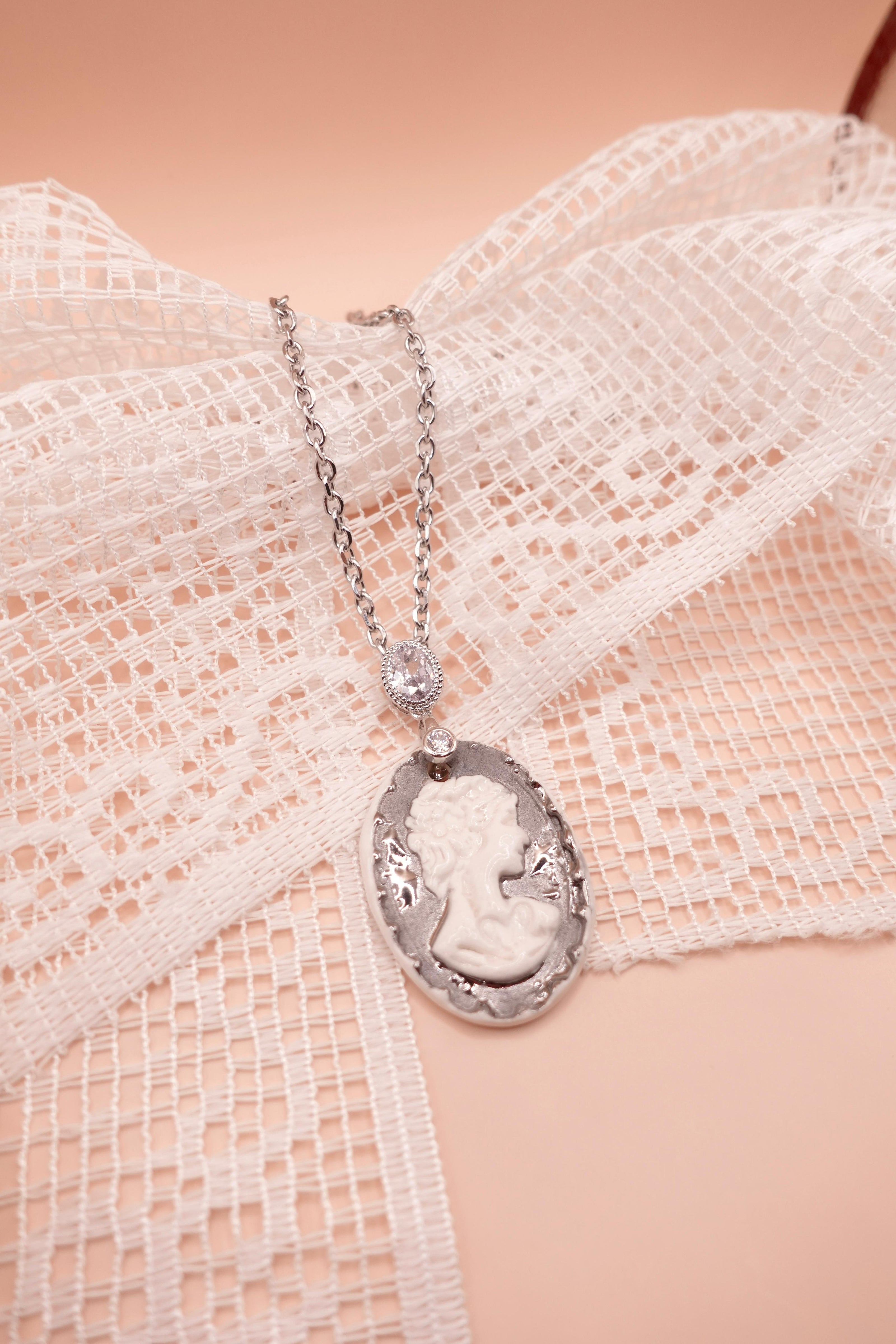 Sautoir Angèle platine