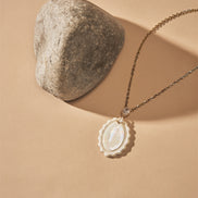 Sautoir opaline doré